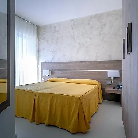 Capri 3 Stelle Superior فندق
