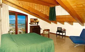 Capri 3 Stelle Superior