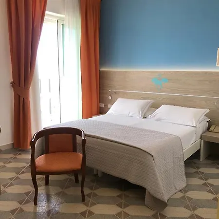 Capri 3*