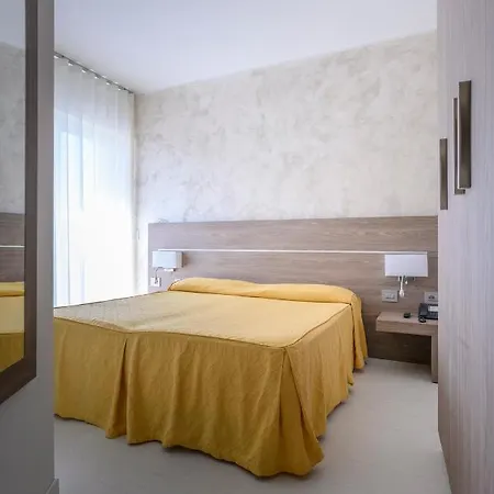 酒店 Capri 3 Stelle Superior 3*