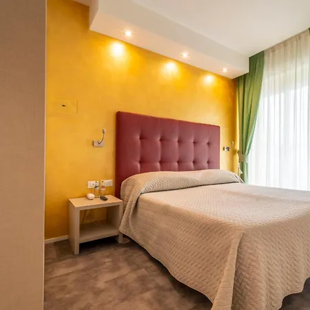 Capri 3 Stelle Superior 酒店