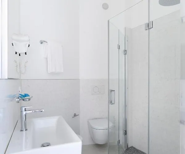 Capri 3 Stelle Superior Отель 3*