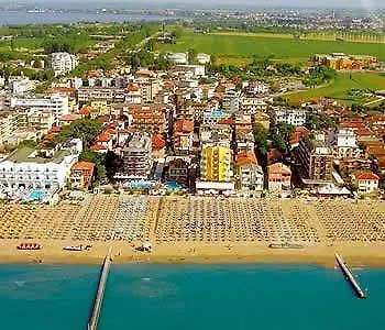 Отель Capri 3 Stelle Superior 3*
